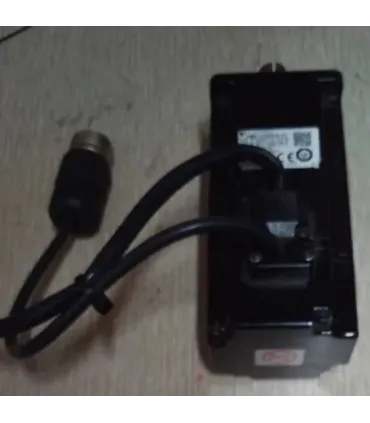 Servomotor Yaskawa Sgmah-04aaa61d-0y - 2.8a - Merkatronix